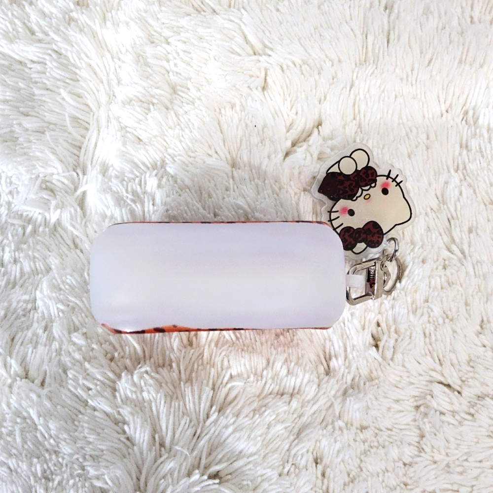 Hello Kitty AirPod Pro 2 Case - Picture 3 of 5